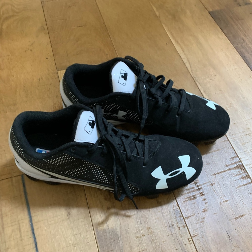 Under Armor Baseball Cleats